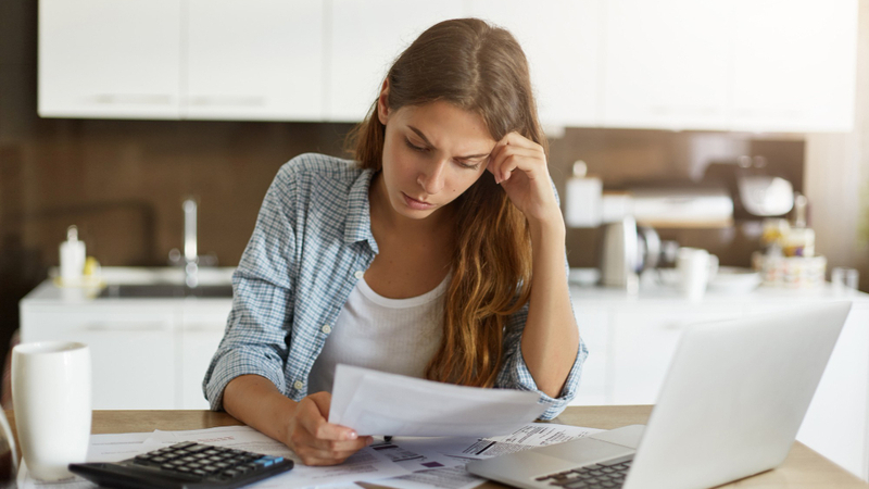 Ansiedade financeira: como suas emoções afetam suas finanças e vice-versa?